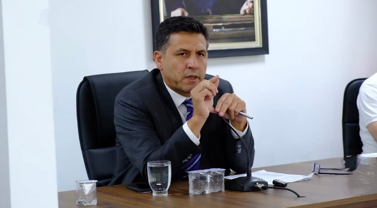 Mustafa Atlı'dan Muhalefete Sert Uyarı: " Meclisi Feshederim"