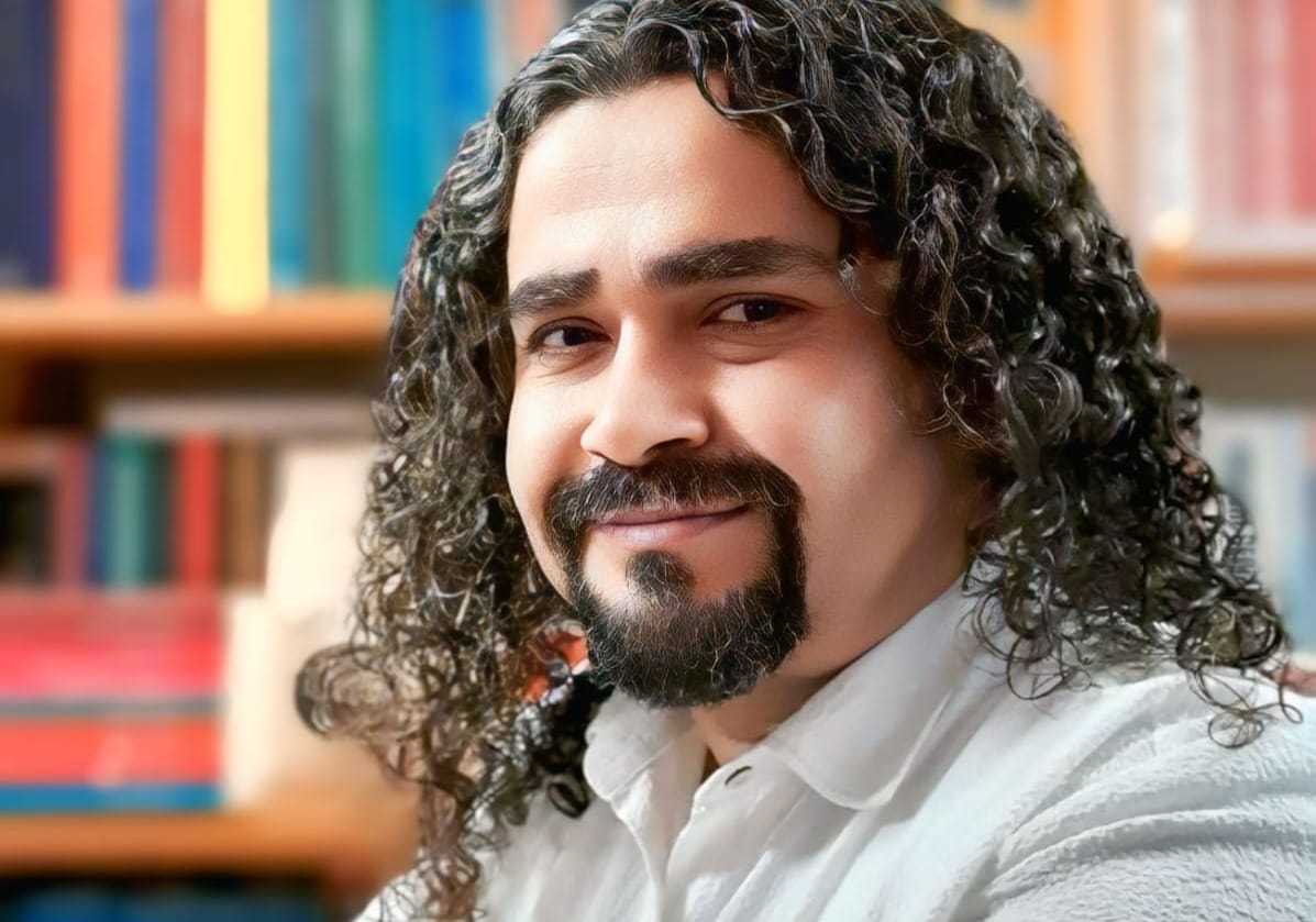 Saimbeylili Şair Murat Ölmez, “Gül Annem” Şiiriyle Türkiye Üçüncüsü Oldu
