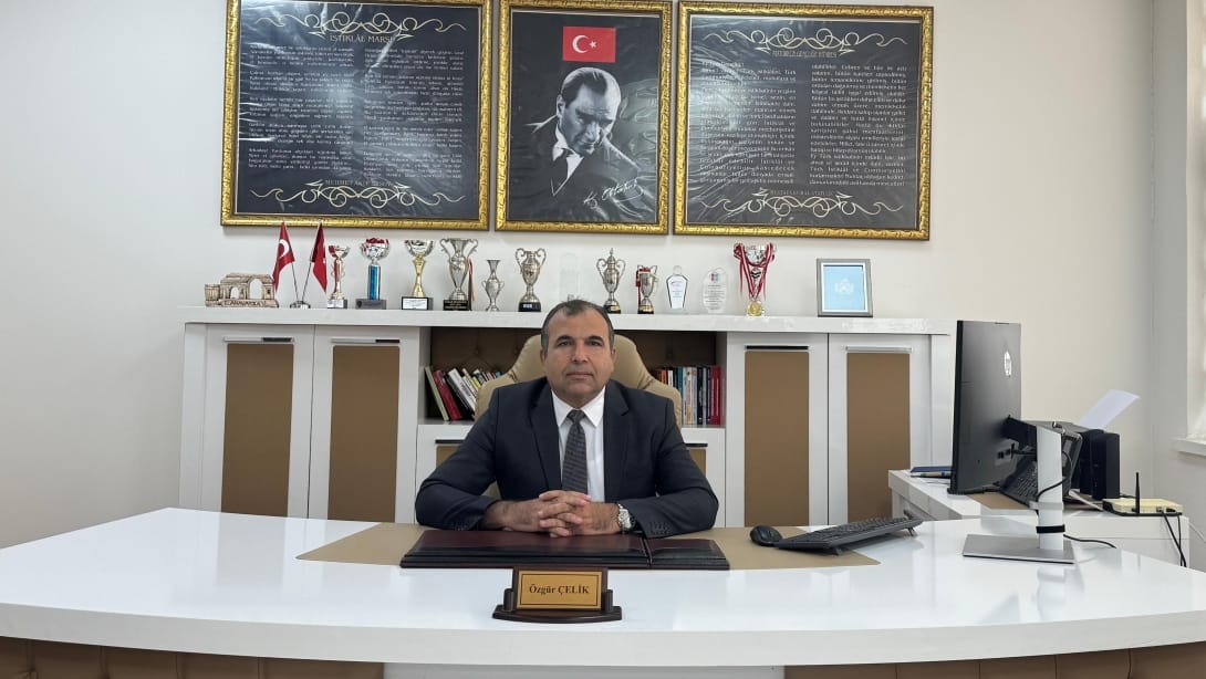 Kozan Milli Eğitim Müdürü Özgür Çelik'ten 2025-2026 Eğitim Yılı Mesajı
