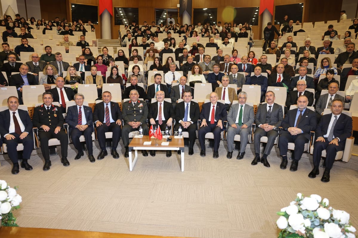 ​Adana’nın Kurtuluş Destanı Çukurova Üniversitesi’nde Konuşuldu