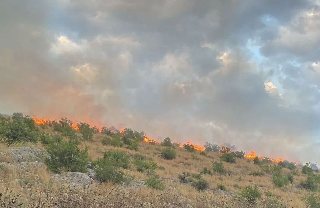 Yassıçalı’da Çıkan Yangın Kontrol Altında