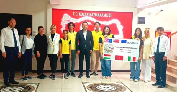 Lütfiye Ali Şadi Çelik Ortaokulu Öğrencileri Macaristan'da