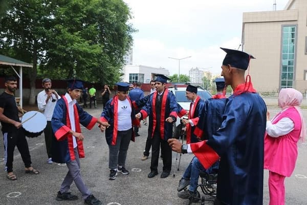 Kozan’da Özel Eğitim Öğrencileri İçin Coşkulu Mezuniyet Töreni Düzenlendi