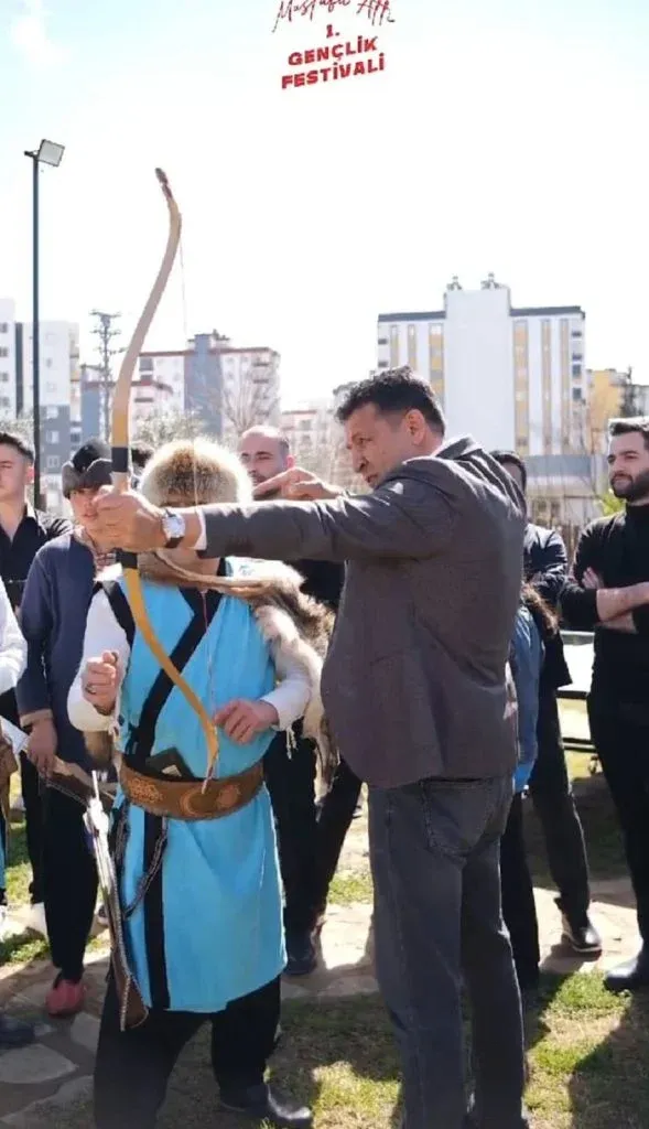 Mustafa Atlı, Kozan Gençlik Festivalinde Gençlerle Buluştu ve Vizyonunu Paylaştı