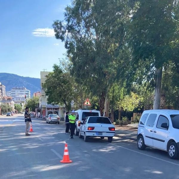 Kozan'da Çeşitli Suçlardan 8 Kişi Tutuklandı