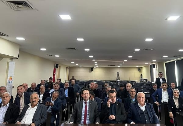 Feke Belediye Başkanı Cömert Özen Zeydan Karalar'ı Ziyaret Etti