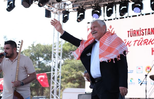 Zeydan Karalar’dan Birlik ve Beraberlik Mesajı: "Bu Milleti Bölmeye Kimsenin Gücü Yetmez"