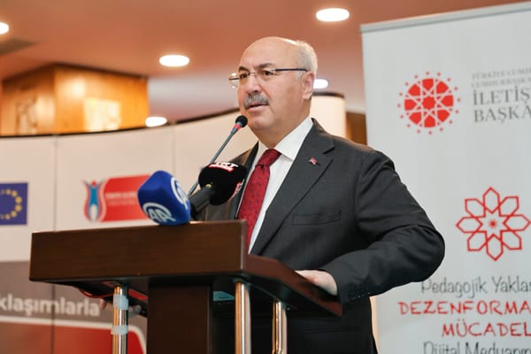 Vali Köşger’den Ezber Bozan Çıkış: “Okullarda ‘Dezenformasyon’ Dersi Okutulmalı”
