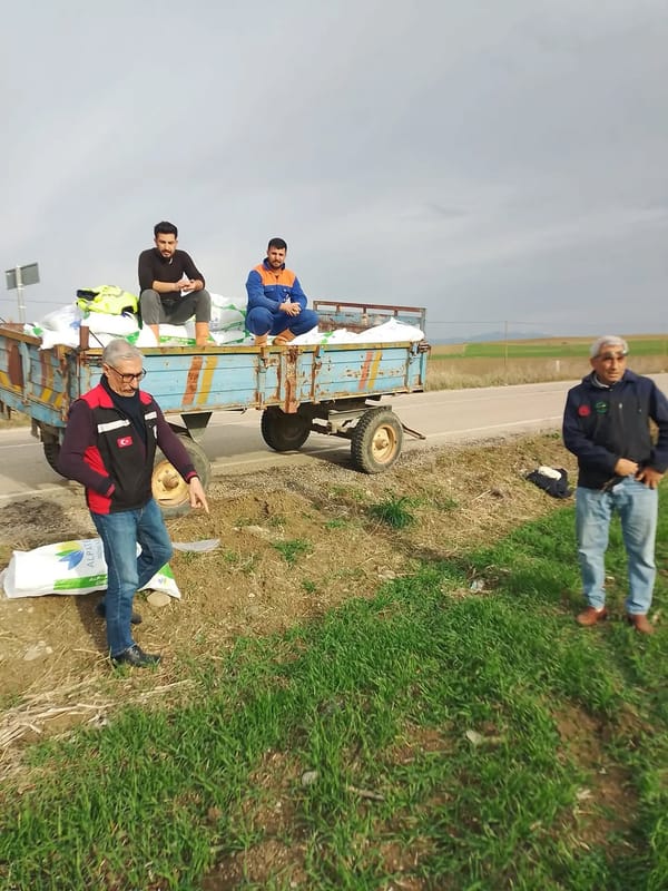 Kozan’da Çiftçiye Kritik Uyarı: Yanlış Gübreleme Ürünü Yakmasın!